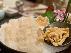 加拿大象拔蚌-協成海鮮火鍋(老店)