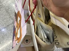 -HOT CRUSH趁热集合·现烤面包(环球港店)