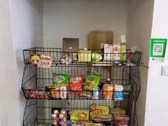 -两知·自习室(三峡广场总店)