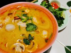 -越弥越南传统美食馆
