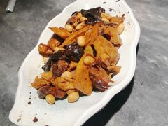 -大胡同天津菜·海肠捞饭·津门皮皮虾锅贴一绝(西姜井店)