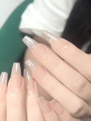 -桃子的美甲店