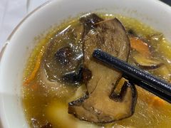-野菌皇海景野生菌火锅(滨海大道店)