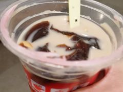 -八婆婆烧仙草(曾厝垵店)