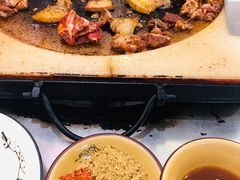 秘制五花肉-阿昌白族石板烧(大理古城店)