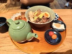 -啢啢茶寮(芳华横街店)