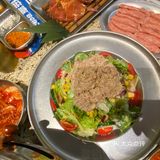 大快朵颐烤肉时