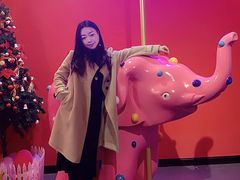 -渝人制造创意餐厅