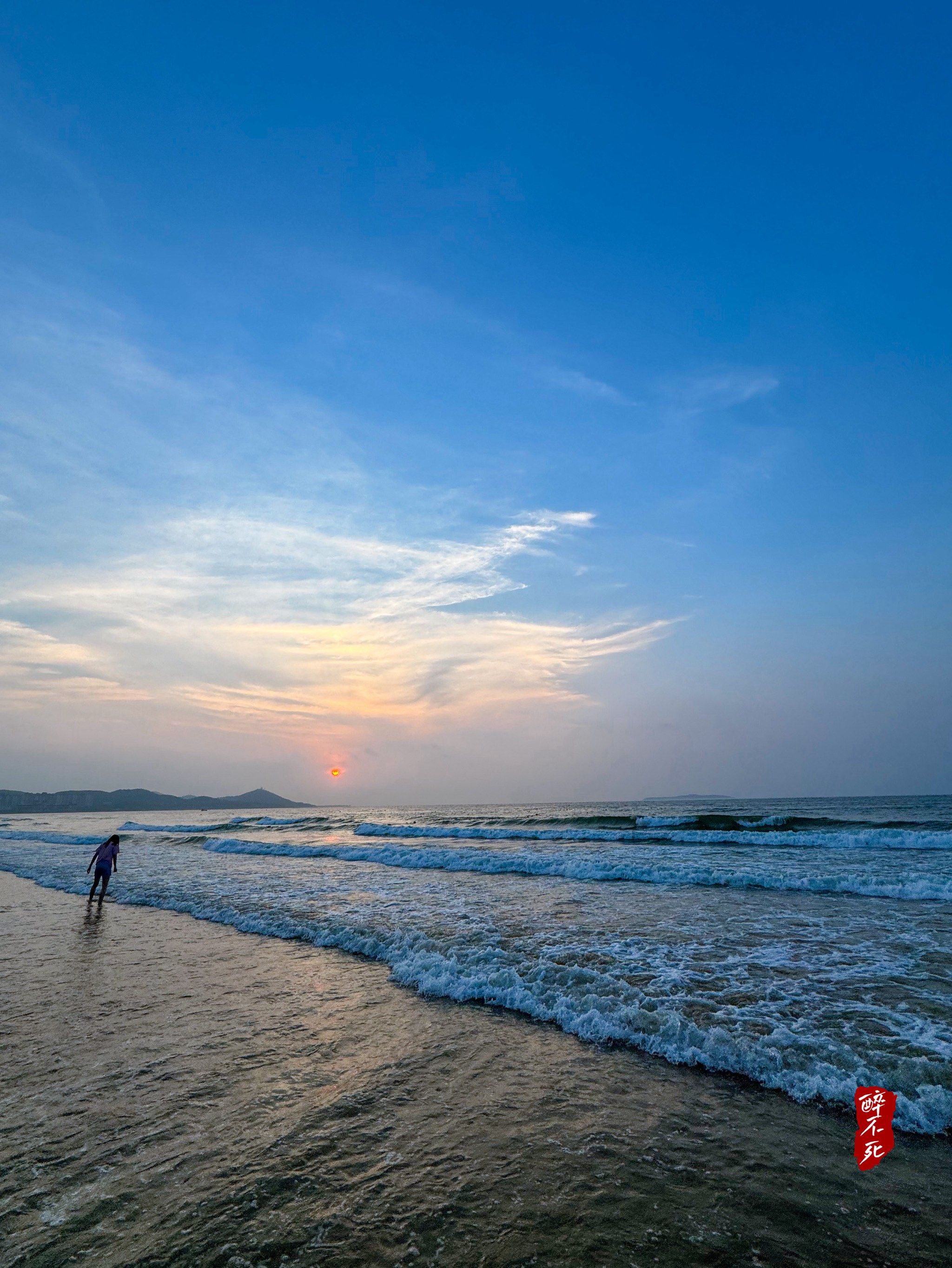 听劝!青岛看日出真的要来黄岛的金沙滩!