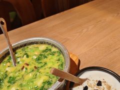 -耶里夏丽·新疆菜·28年喀什老馆(田林东路店)