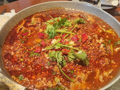 -万重锦·人文川菜馆(骡马市店)
