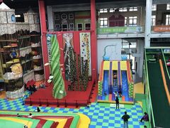 -蒙特利亲子乐园