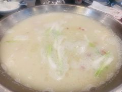 -老来福·非遗酸汤兔(凯旋路店)