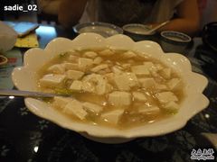 三虾烩豆腐-白家餐厅(徐家汇店)