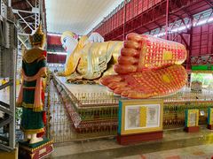 -ခြောက်ထပ်ကြီးရွှေသာလျောင်းဘုရားကြီး