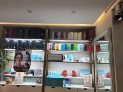 -茜茜美妍堂·华熙生物·甜朵体验中心