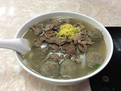 牛肉加丸粿条-华威达牛庄(黄埔大道西店)
