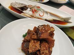 本帮熏鱼-碧丽宫大酒店(召稼楼店)