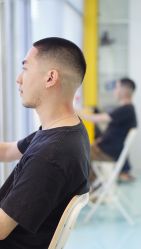 -DL BARBERSHOP男士理发店