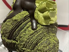 -HOT CRUSH趁热集合·现烤面包(环球港店)