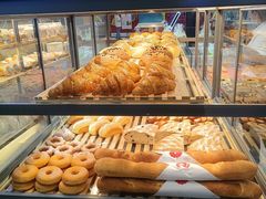 -面包新语(龙湖·西宸天街店)