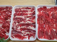 -杨老板·海鲜集市火锅·鲜切牛肉(中防万宝店)