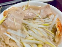 -金卯白肉罩火烧