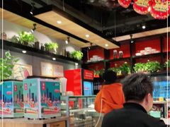 大堂-渝是乎酸菜鱼·川渝小炒(新世界百货望京店)