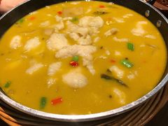 -有红鸡毛店·川菜(建设路店)