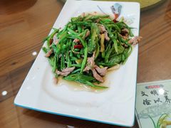 -宏利土菜馆(马山店)