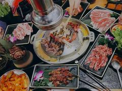 -哈哈碳都·牛肋条无限自助烤肉(宝龙店)