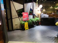 -铁胖子口碑长沙菜·龙虾烧烤(赤岗社区店)