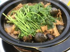 -食爺炭炉鸡煲·烧烤