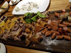 -LENBACH兰巴赫西餐啤酒坊(大连东港店)