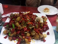 -乡土特色.冷锅鱼.牦牛肉汤锅