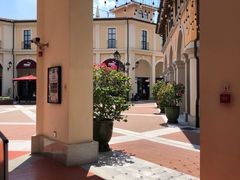 -佛罗伦萨小镇广佛名品奥特莱斯(疏港路店)