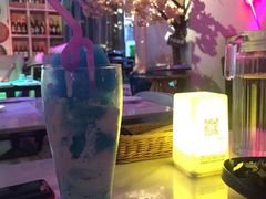-樱花里音乐餐吧·牛扒椰子鸡(东圃店)