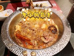 -牛YO寿喜烧·铁板烧和牛火锅自助(市府恒隆店)