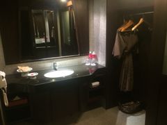 曼谷湄南河畔华美达广场酒店-曼谷湄南河畔华美达广场酒店