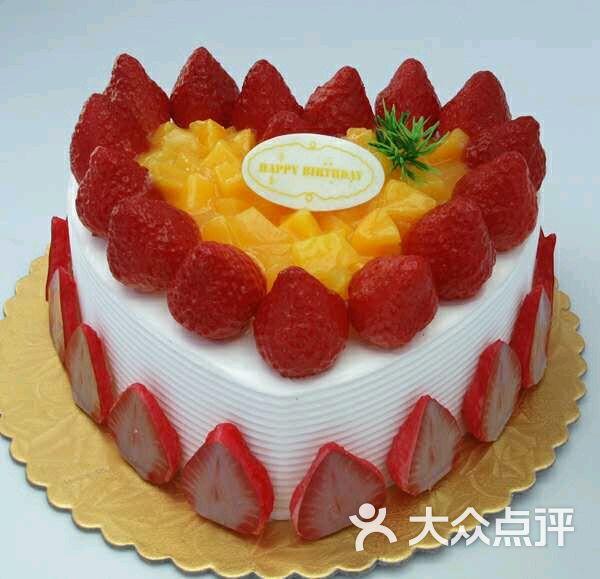 味道不错,孩子很喜欢～～店面很卫生,打个电话蛋糕给送到家