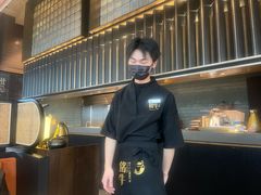-铭牛烧肉·和牛海鲜自助(高新月牙湖店)