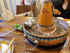 -毛辣果·贵州红酸汤牛肉火锅(西单店)
