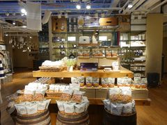 面包甜点陈列柜-无印良品餐堂 MUJI Diner(成都太古里店)