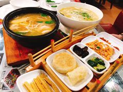 -桥香园正宗过桥米线(机场五店)