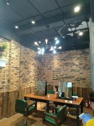 -PE SALON