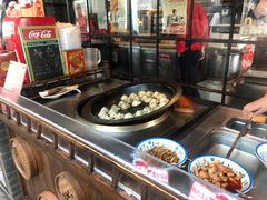自助取餐区-东方明珠·可口可乐欢乐餐厅