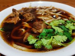 -清真吴记门钉肉饼·喜多利