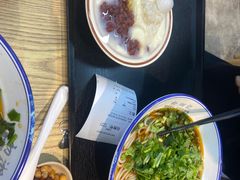 -初湘记湖南米粉(丁豪广场店)