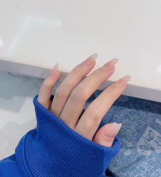-悦己美甲美睫