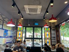 大堂-荔银肠粉(建六店)